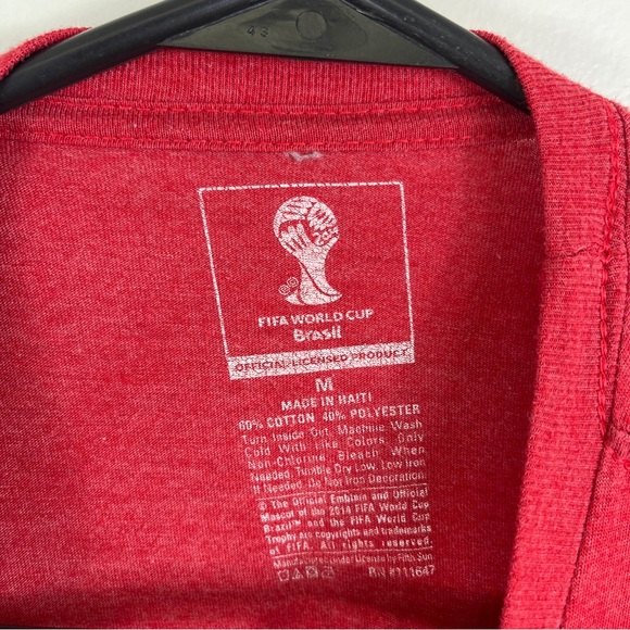 ENGLAND FOOTBALL T-Shirt Adult M Red Soccer 2014 FIFA World Cup Brazil - Picture 4 of 9